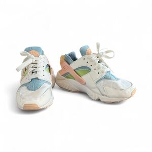 Nike Air Huarache DQ0117-100 Sun Club Low Top Sneaker Shoes Womens Size 7